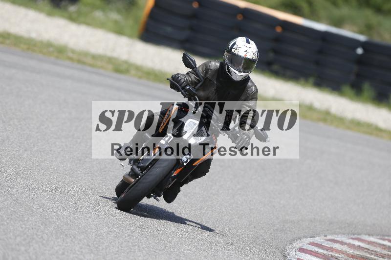 Archiv-2025/09 22.04.2025 Cornu Master School ADR/gruen-vert/43